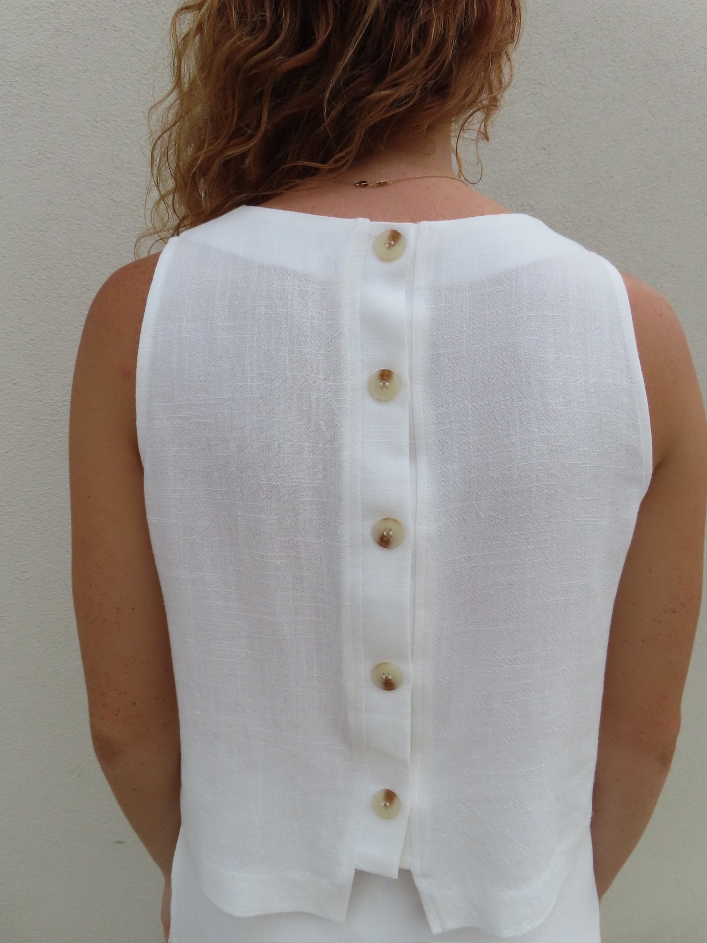Sugarloaf Linen Tank Top