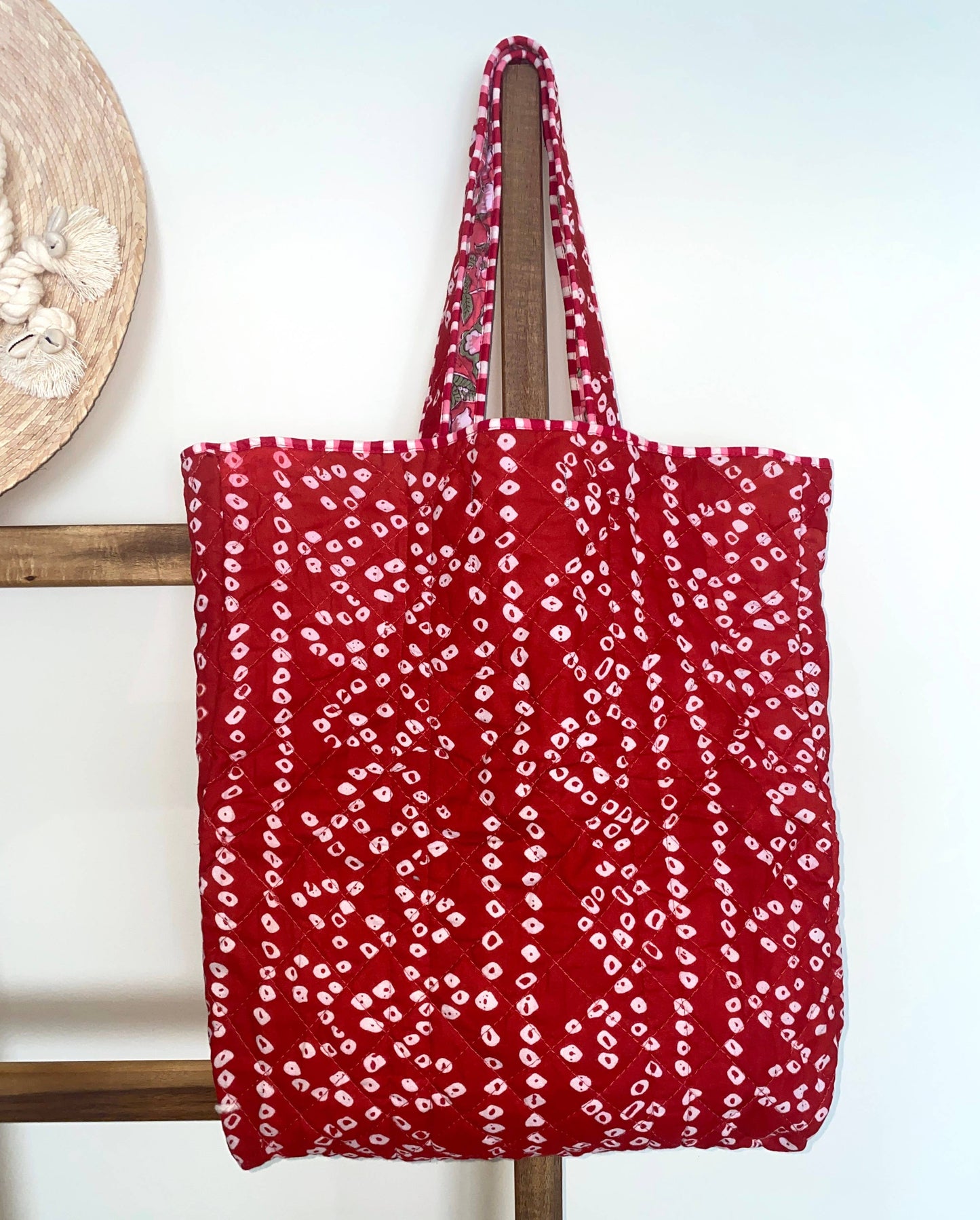 Reversible Quilted Market Bag ~ red