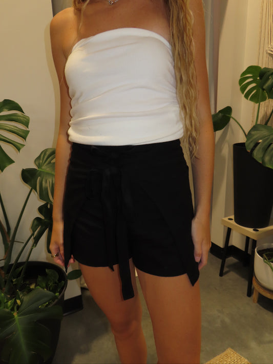 Wrap Short - Black Linen