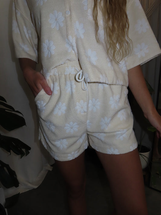 Vaelia Shorts