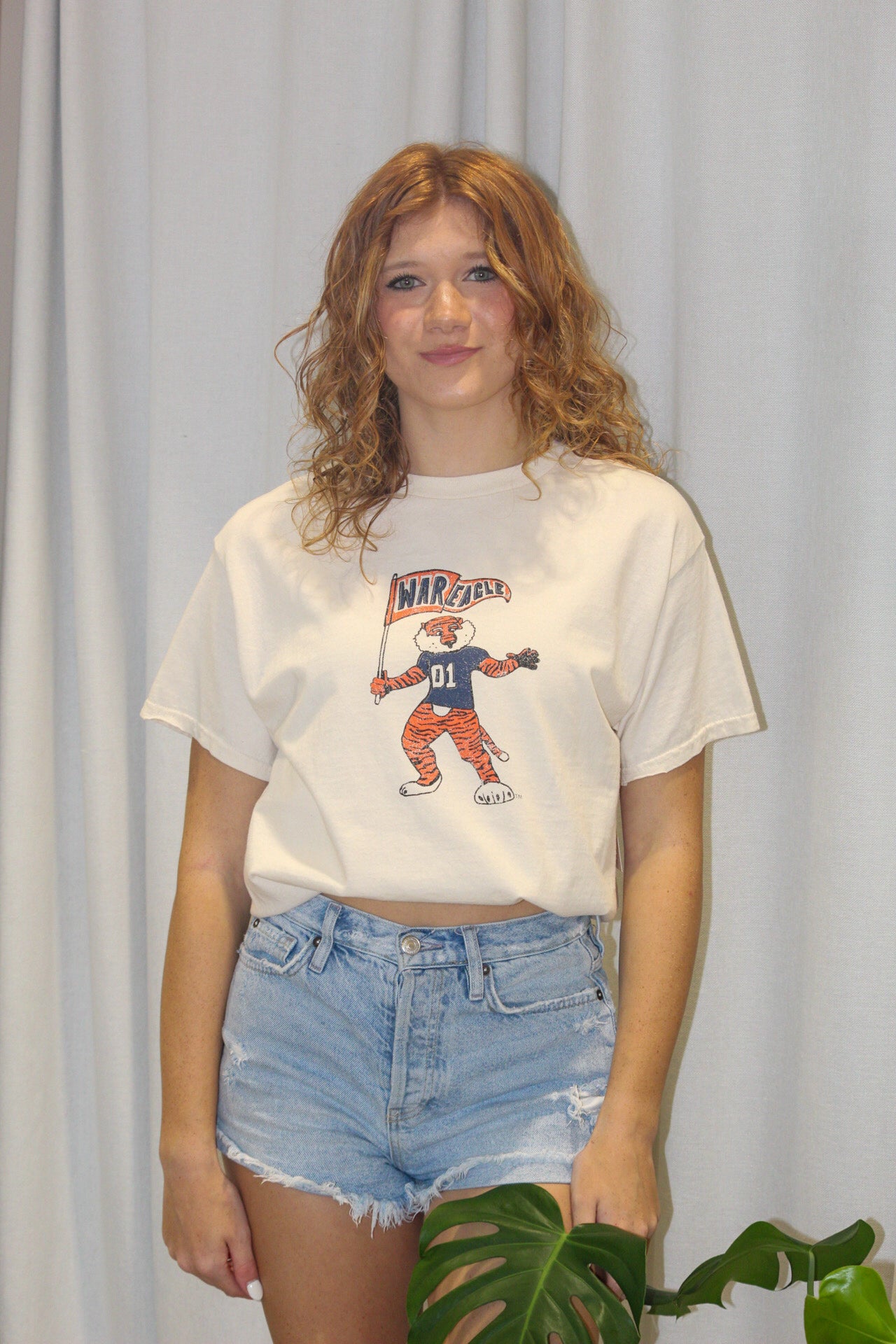 Auburn Tigers Mascot Flag Thrifted Tee