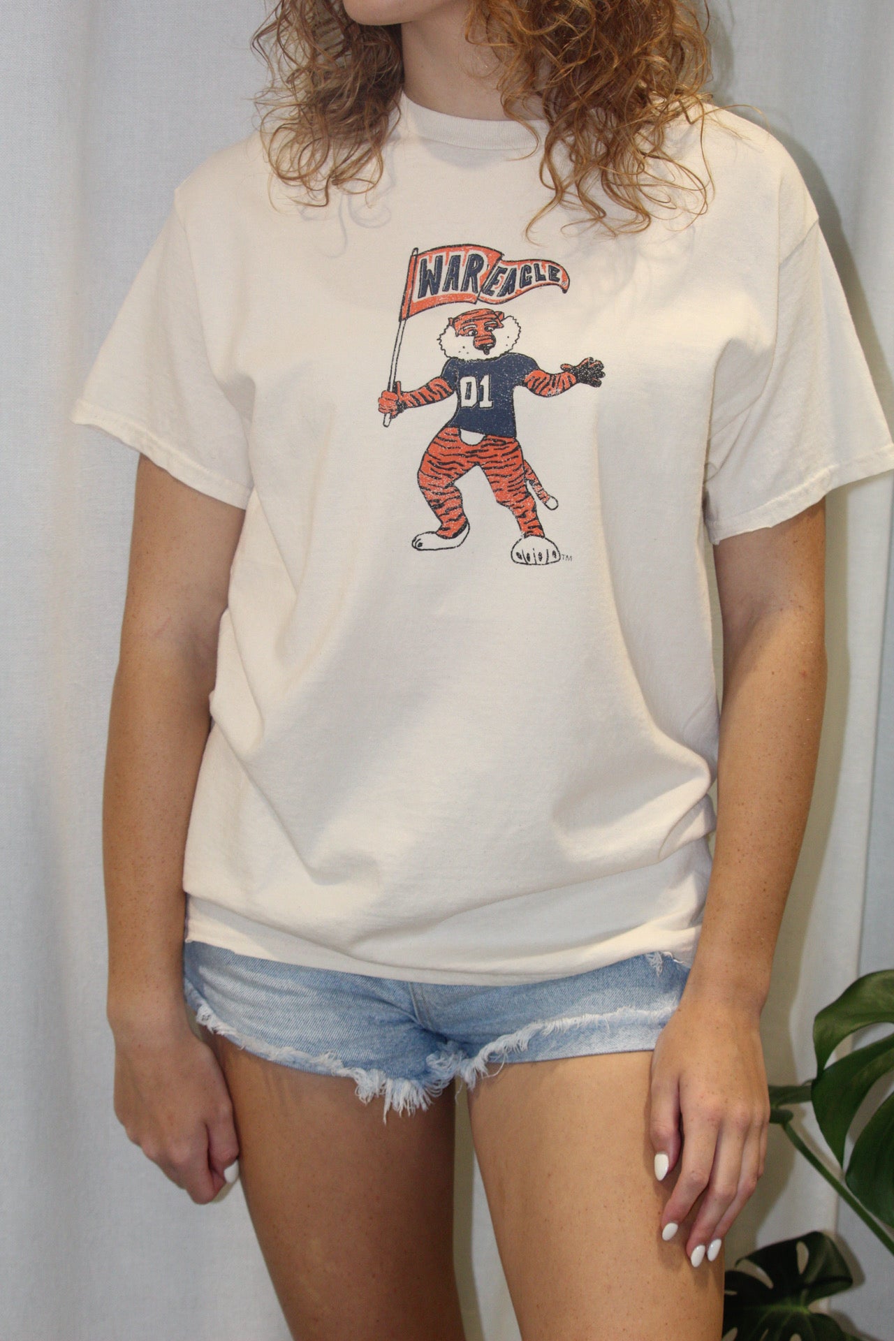 Auburn Tigers Mascot Flag Thrifted Tee